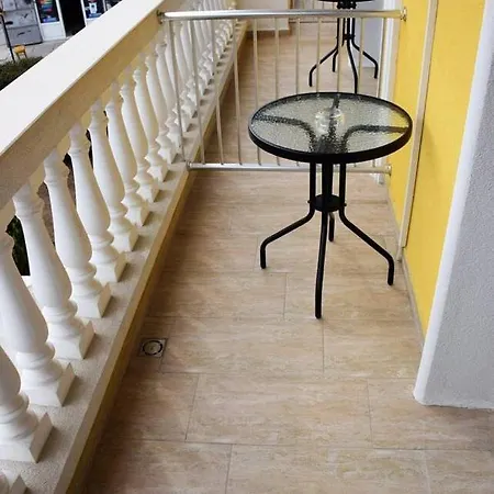 Mariana - Guest Къща за гости