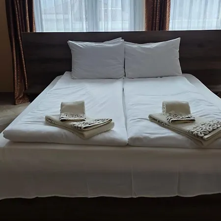Mariana Guest Rooms Pensjonat 4*
