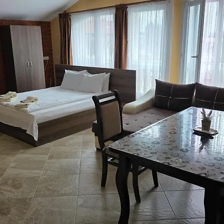 Pensjonat Mariana Guest Rooms 4*