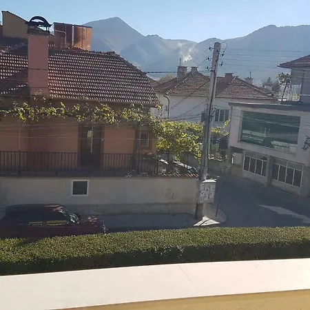 Къща за гости Mariana - Guest Гоце Делчев