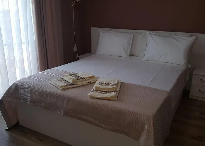 Къща за гости Mariana - Guest 4*