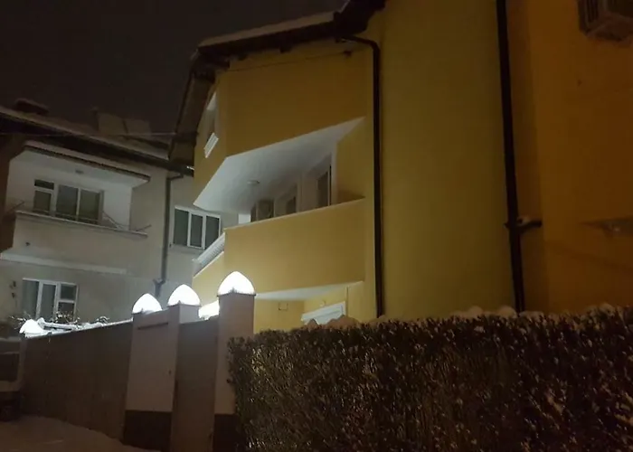 Mariana - Guest Къща за гости