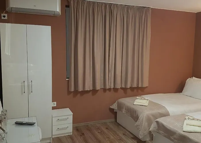 Mariana - Guest Къща за гости